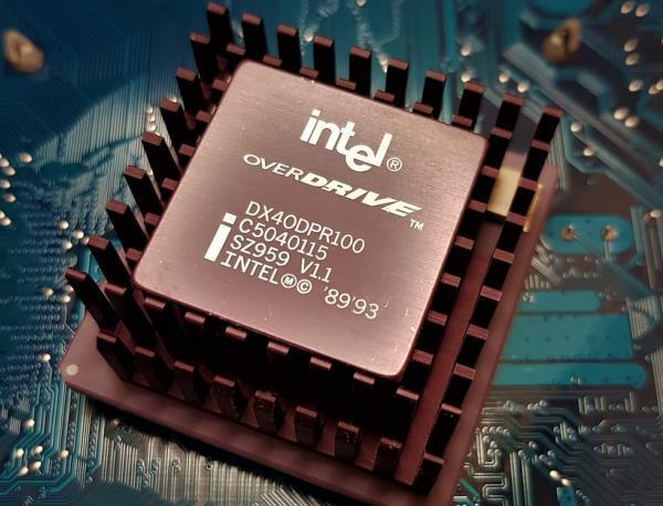 AMD处理器和Intel处理器的耗能与散热