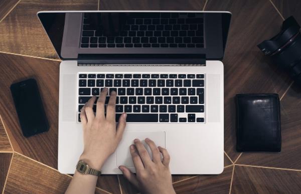 强制重启 强制重启